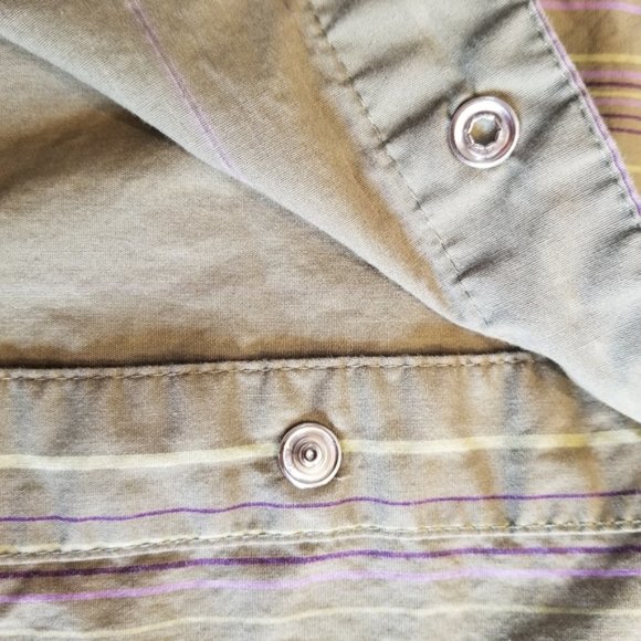 (8) Lole Snap Blouse Athleisure Adventure Outdoors Striped Green Casual - Picture 4 of 9